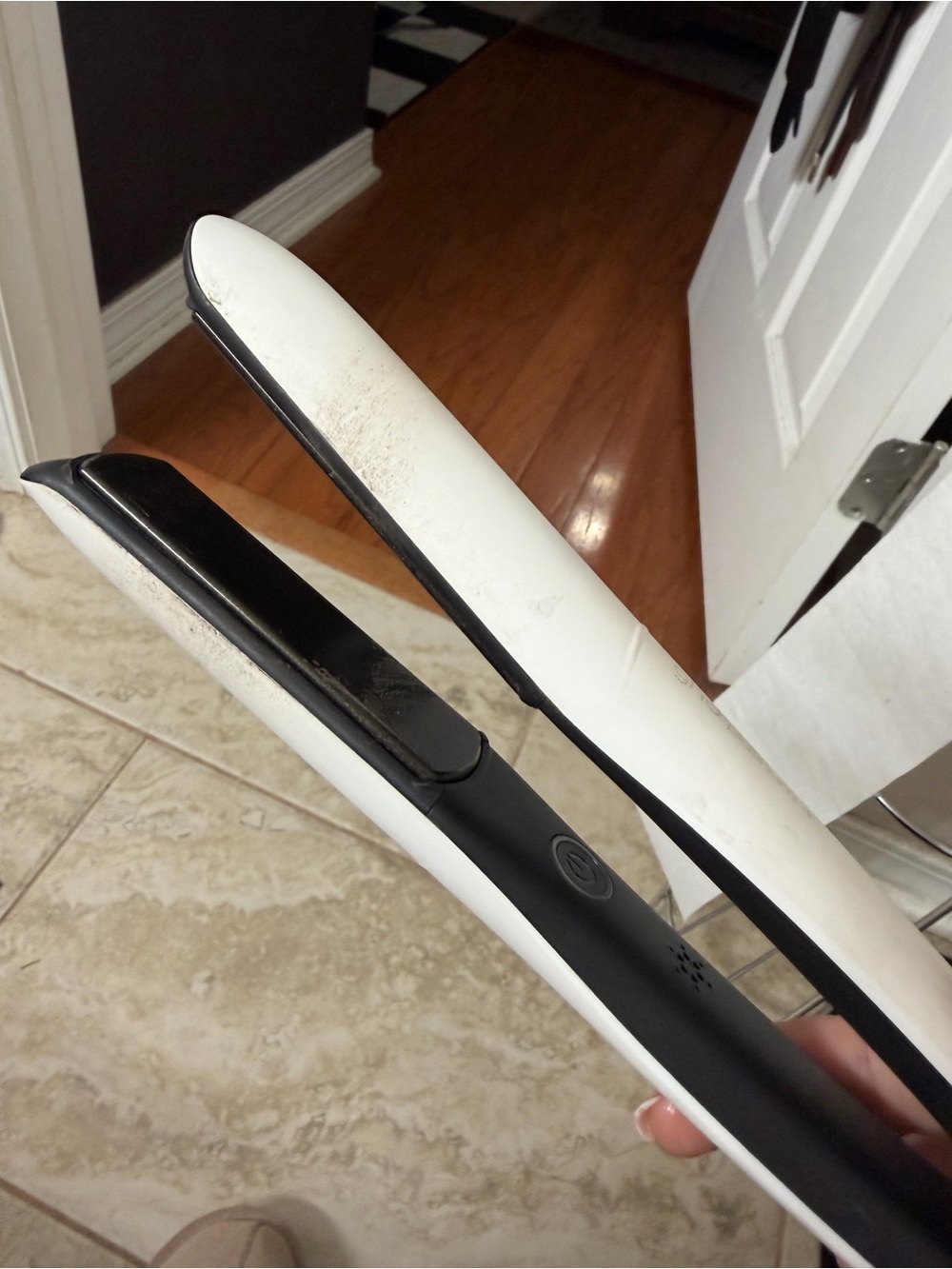 ghd White and Black Flat Iron Hair Straightener